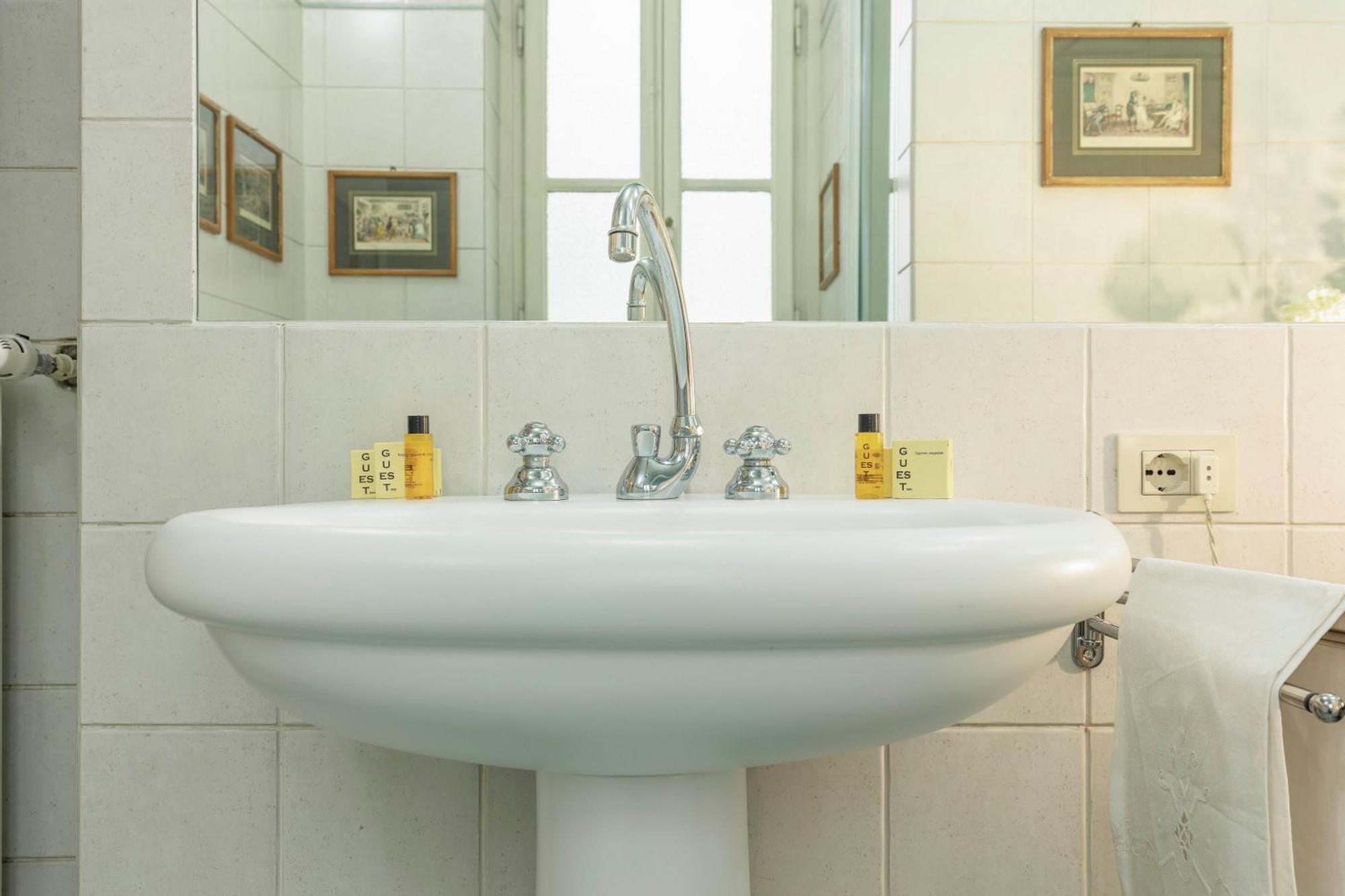 Florence Huge Apartment With Private Garden Ngoại thất bức ảnh