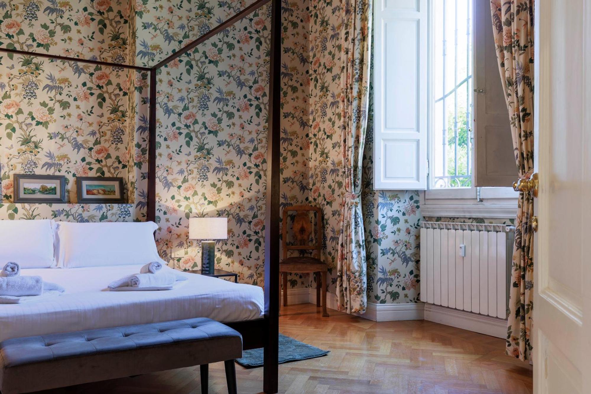 Florence Huge Apartment With Private Garden Ngoại thất bức ảnh