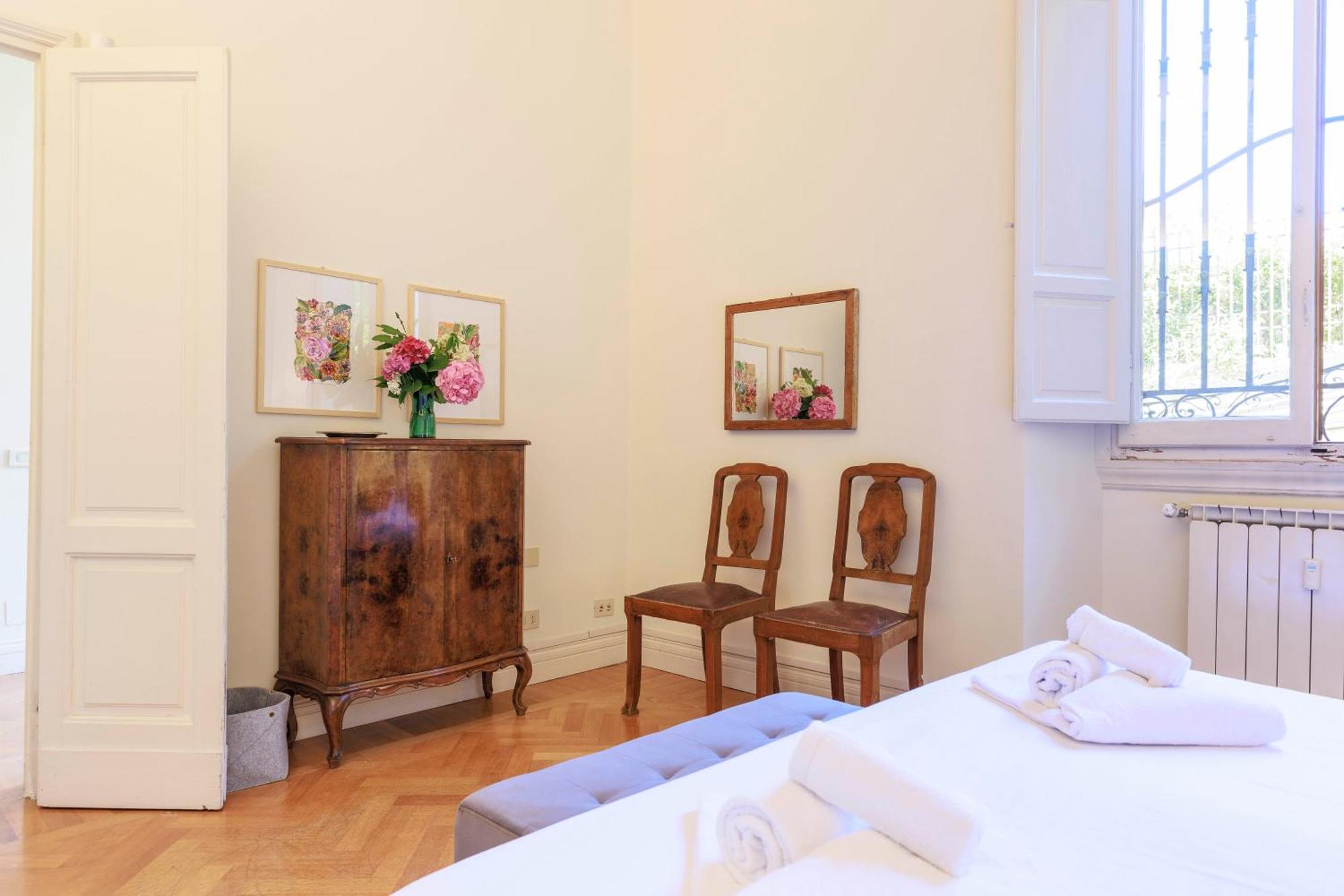 Florence Huge Apartment With Private Garden Ngoại thất bức ảnh