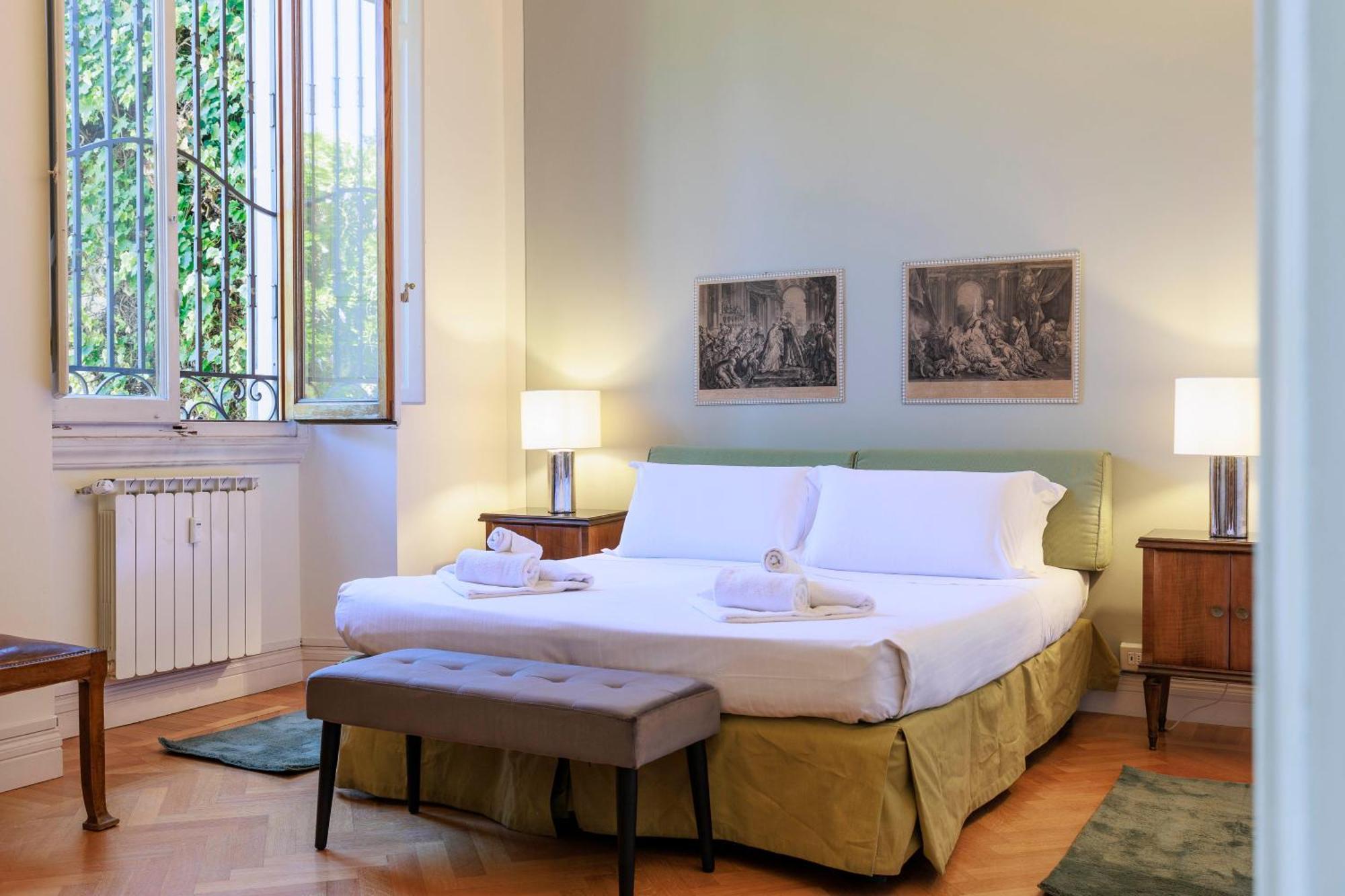 Florence Huge Apartment With Private Garden Ngoại thất bức ảnh