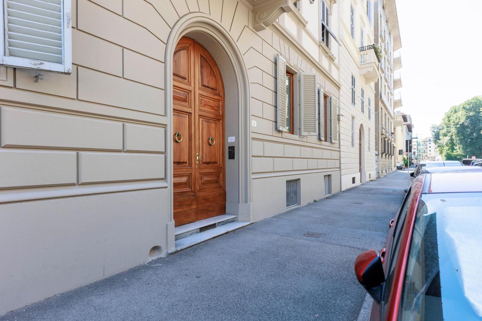Florence Huge Apartment With Private Garden Ngoại thất bức ảnh