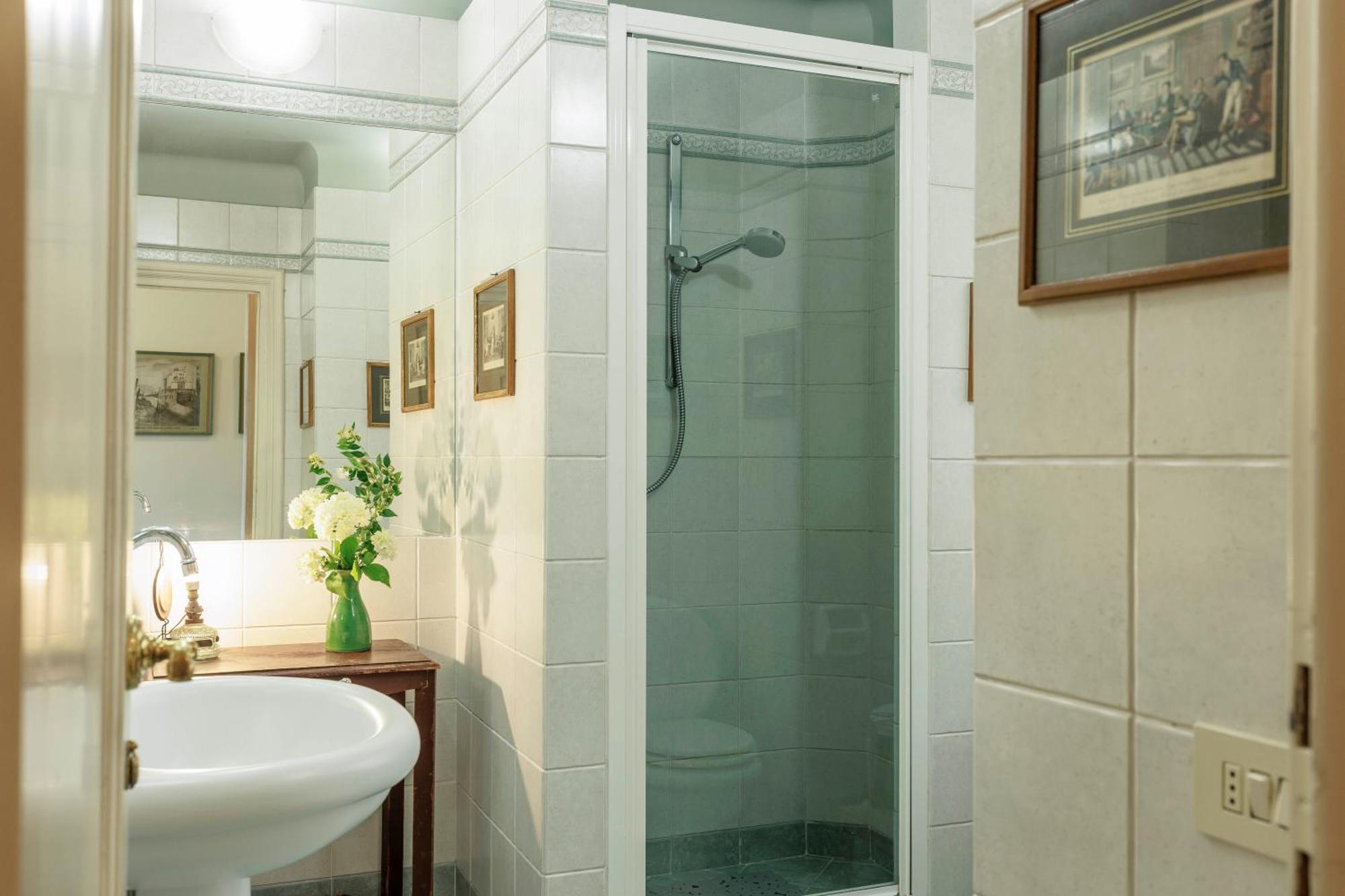 Florence Huge Apartment With Private Garden Ngoại thất bức ảnh