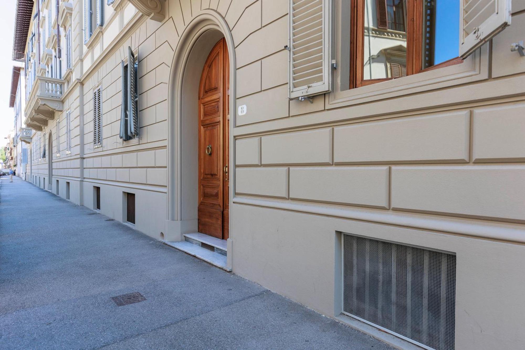 Florence Huge Apartment With Private Garden Ngoại thất bức ảnh